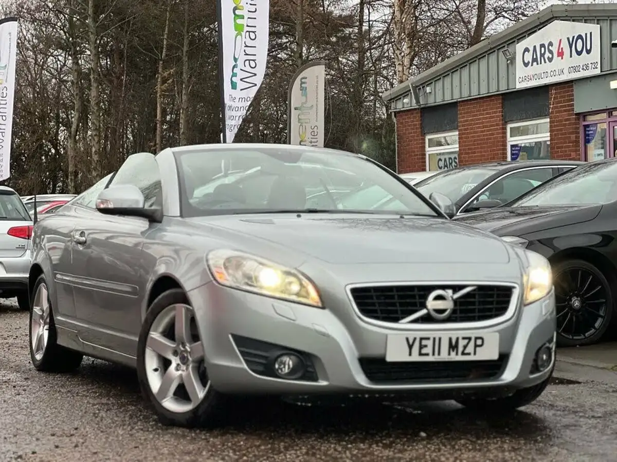 2011-volvo-c70-20td-d3-se-lux-geartronic-big-1