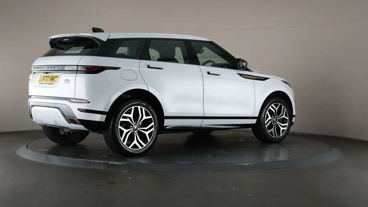 2021-land-rover-range-rover-evoque-15-p300e-r-dynamic-hse-big-60