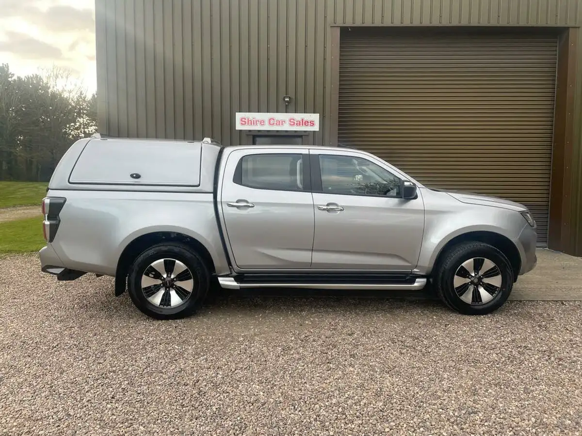2021-isuzu-d-max-19td-dl40-auto-big-8
