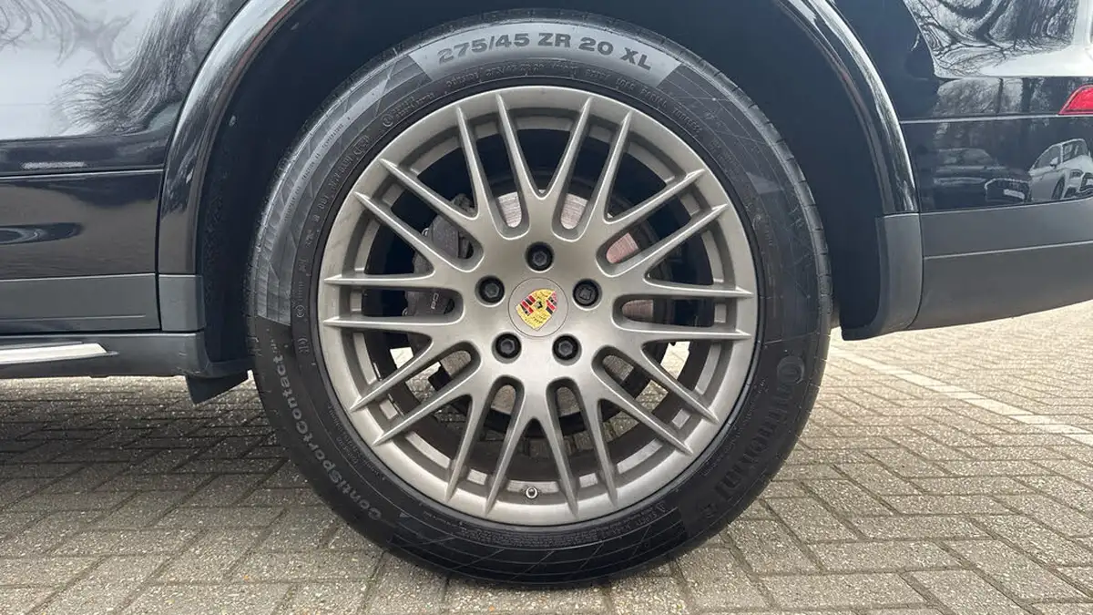 2018-porsche-cayenne-30td-diesel-platinum-edition-big-16