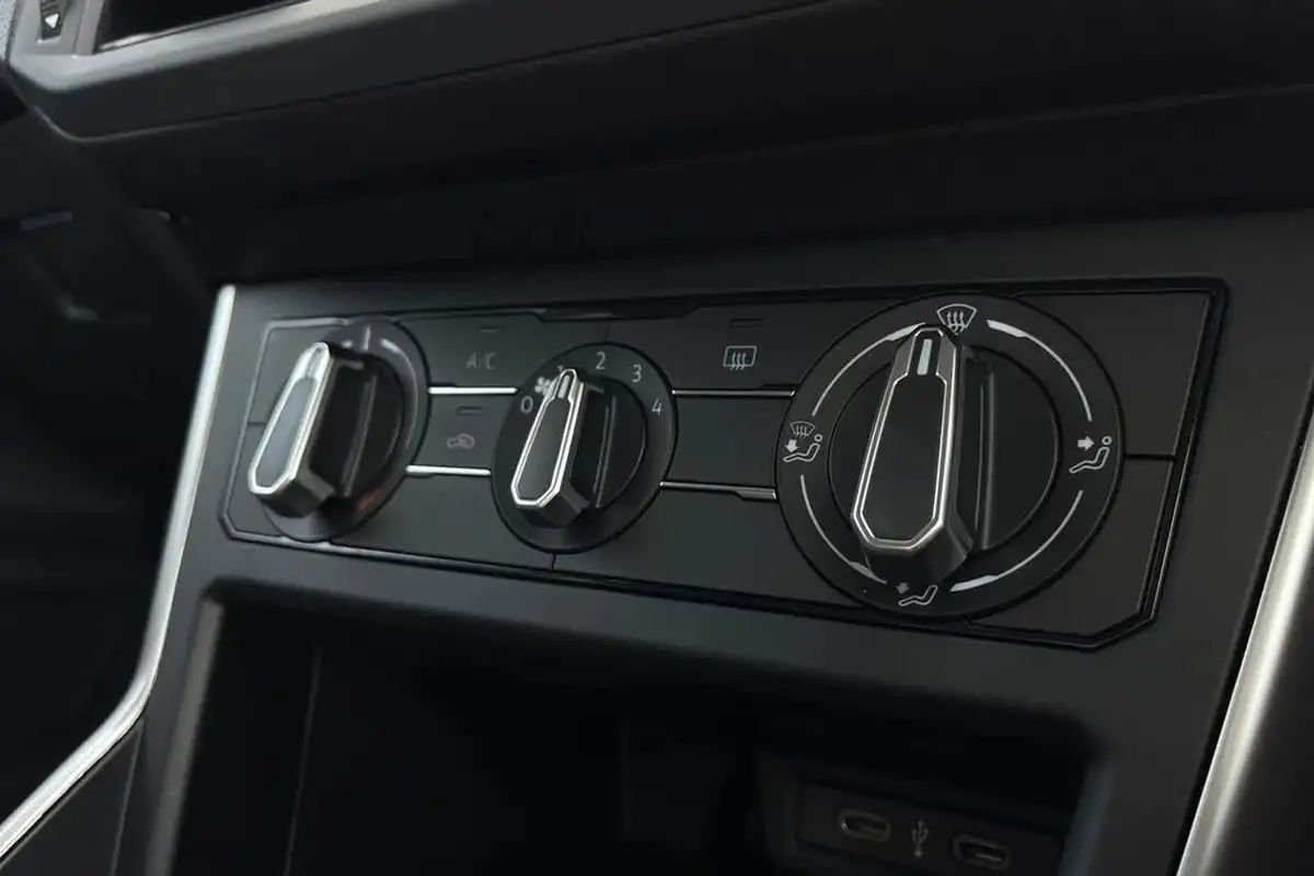 2024-volkswagen-polo-10-tsi-match-big-17