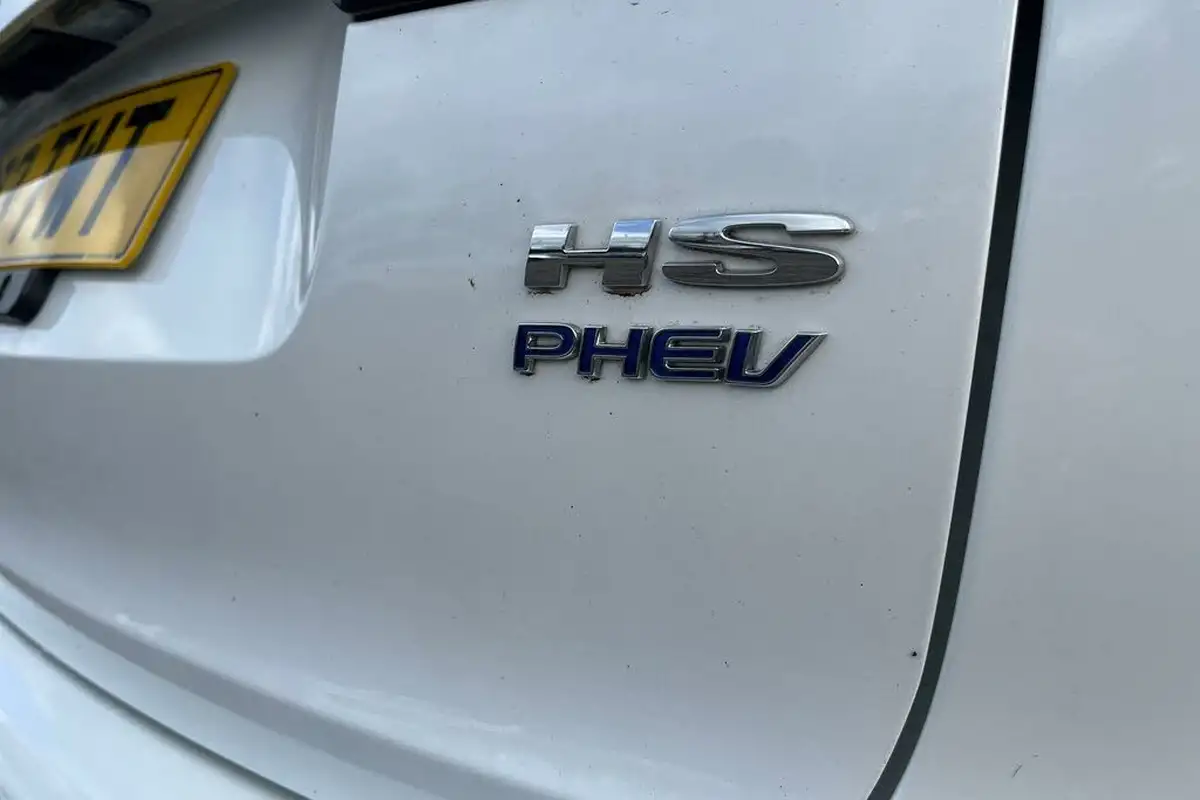 2023-mg-hs-15t-gdi-exclusive-258ps-plug-in-hybrid-auto-big-25