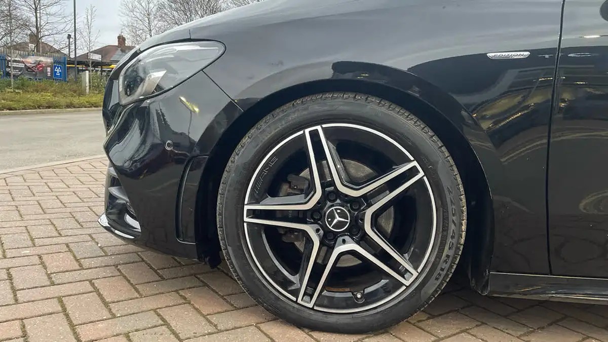 2021-mercedes-benz-b-class-20d-b180d-amg-line-executive-edition-big-13