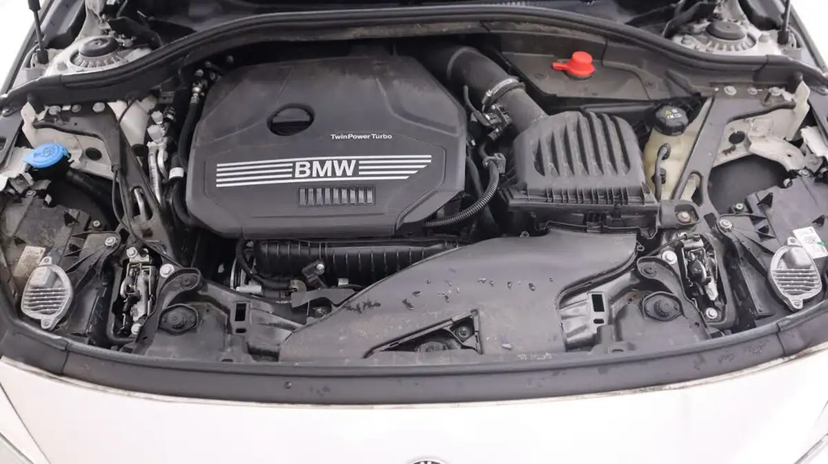 2022-bmw-1-series-big-19