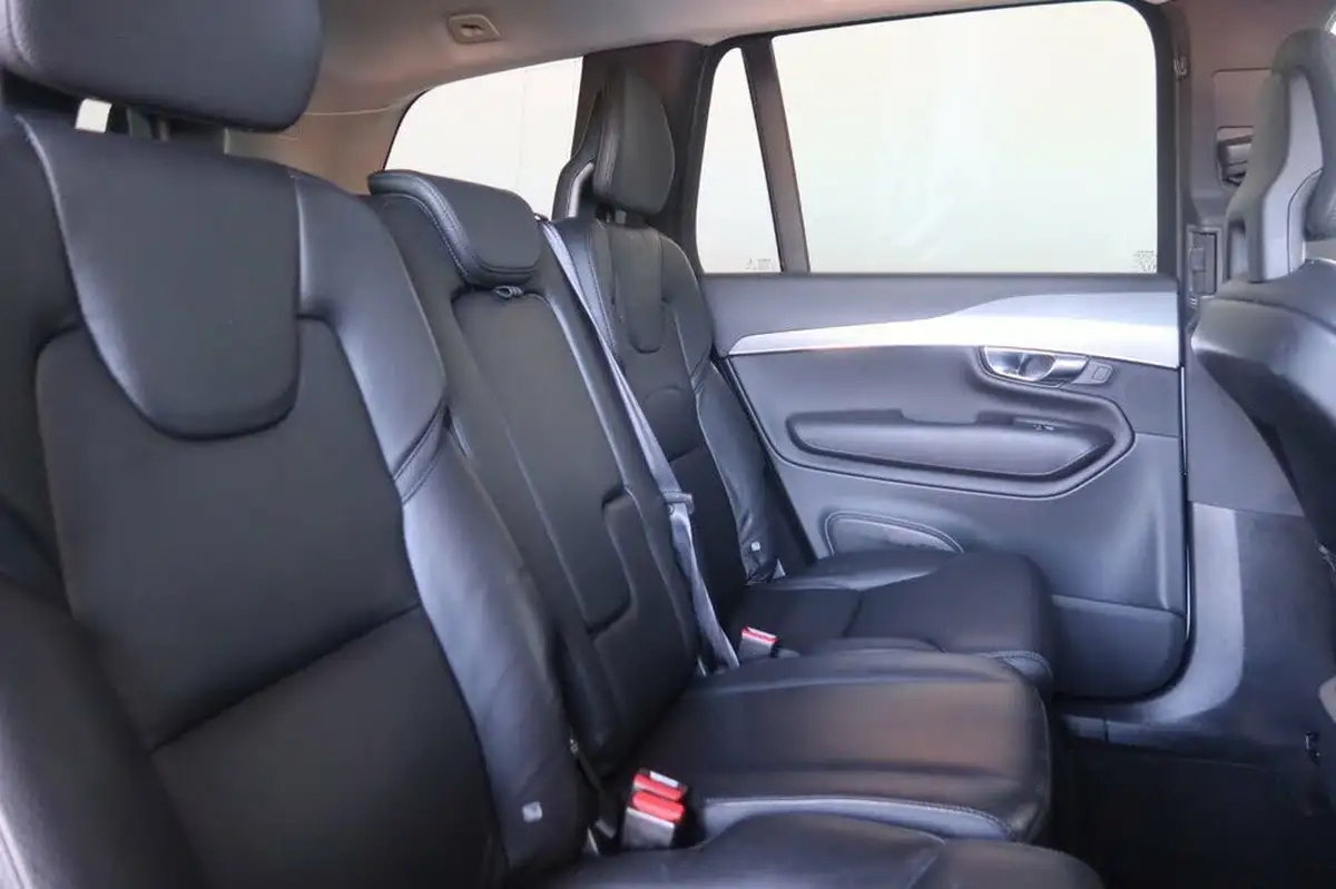 2021-volvo-xc90-20td-b5-momentum-big-18