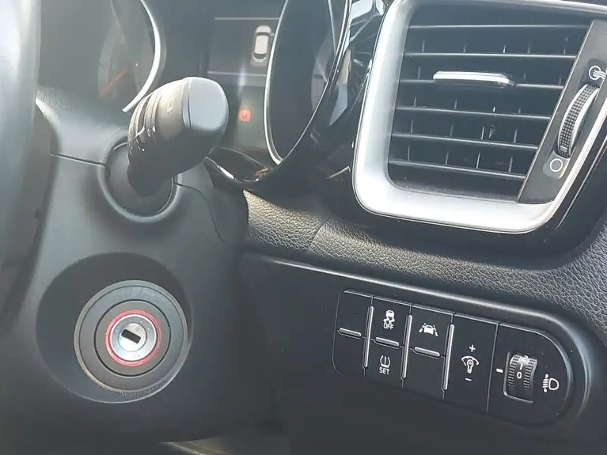 2022-kia-xceed-10-t-gdi-connect-big-12