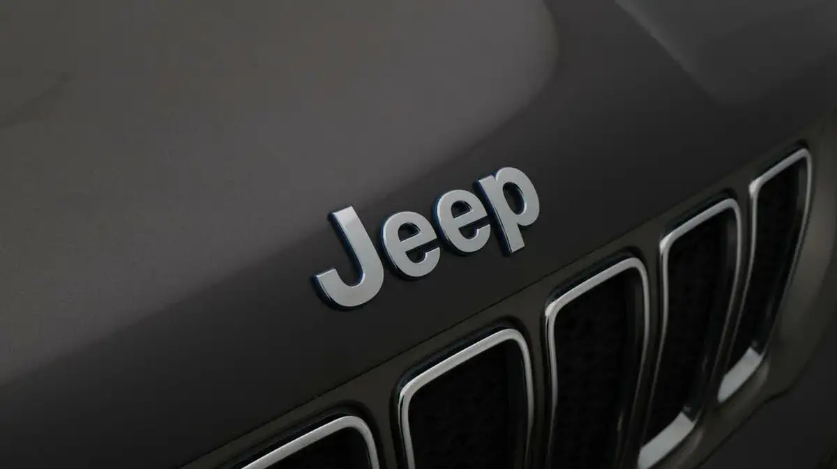 2021-jeep-renegade-13-gse-limited-phev-big-24