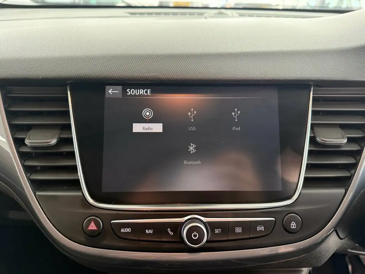 2020-vauxhall-crossland-x-12i-elite-nav-big-33