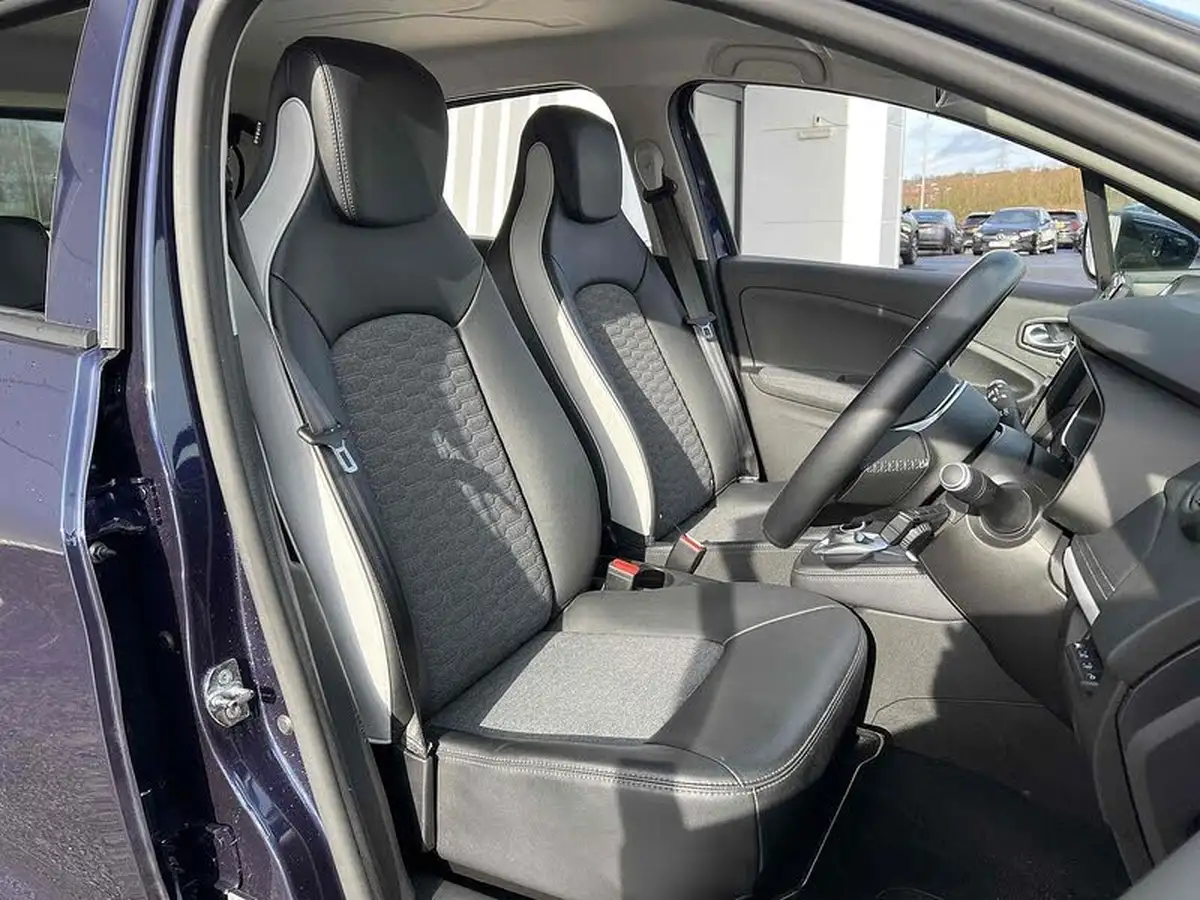 2022-renault-zoe-e-gt-line-big-20