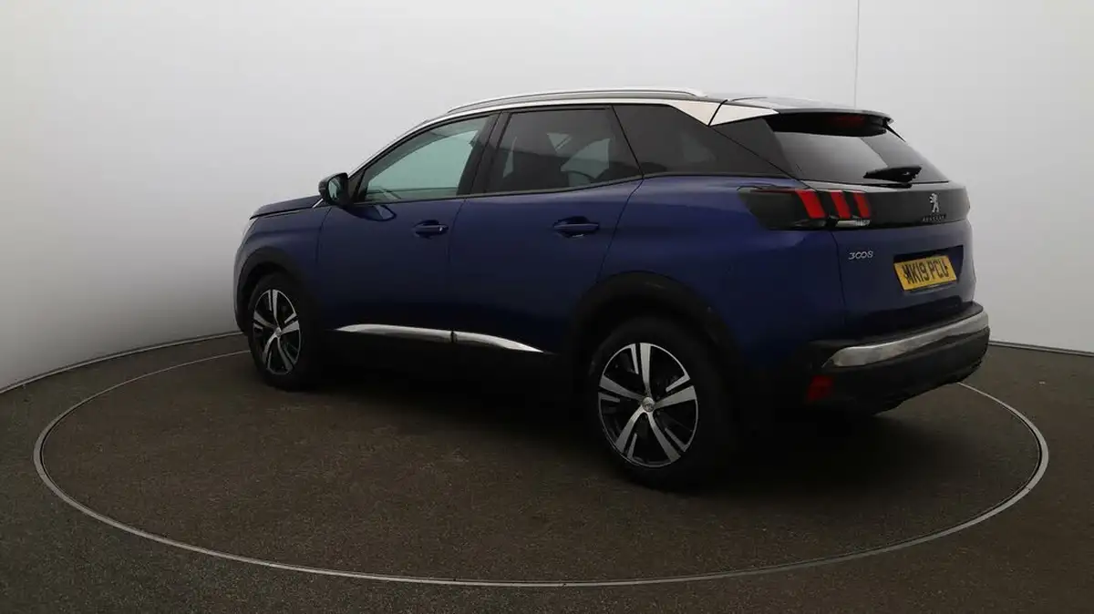 2019-peugeot-3008-suv-12-puretech-allure-big-5