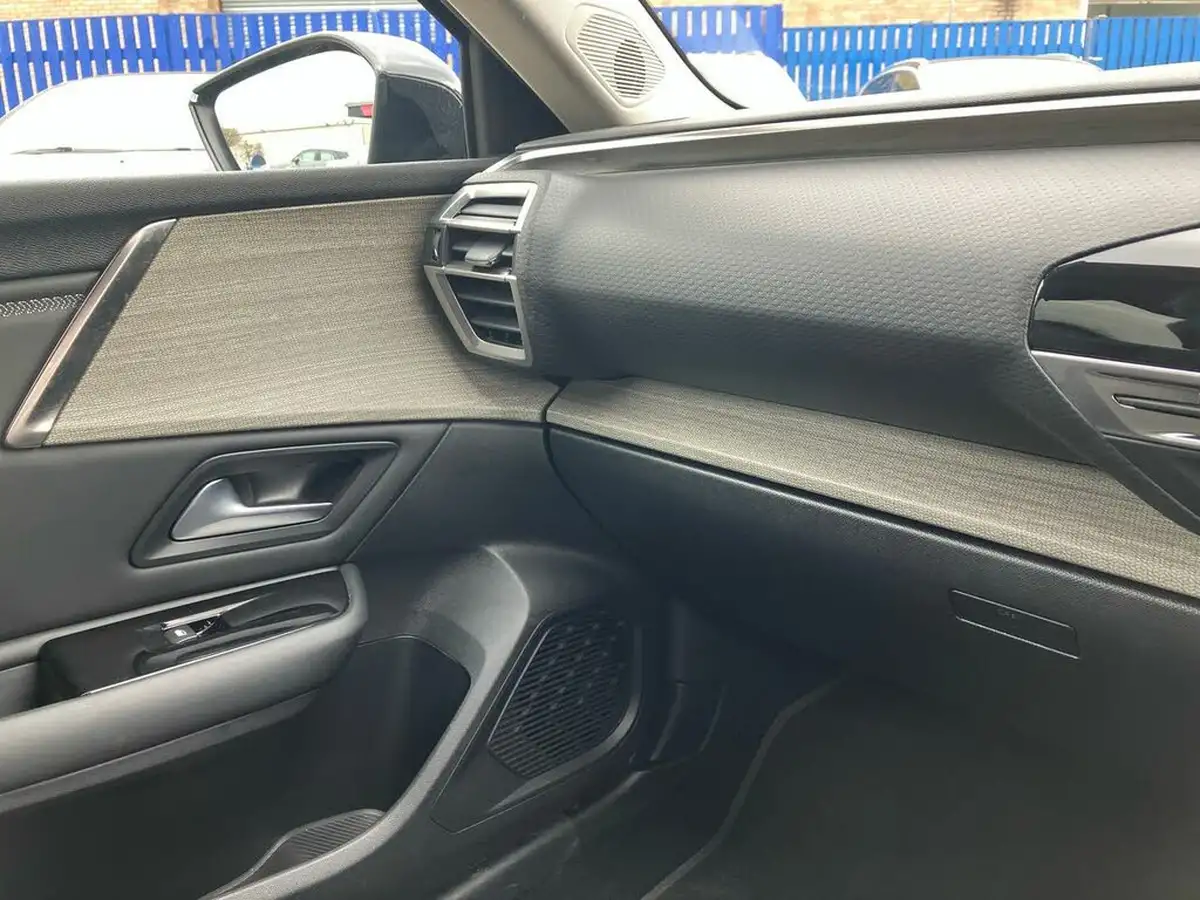 2023-citroen-c5-x-12-puretech-shine-plus-big-57