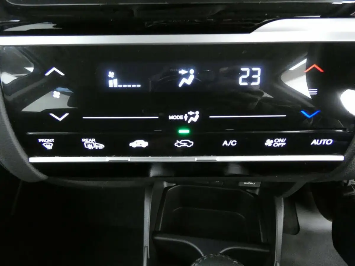 2020-honda-jazz-13-i-vtec-ex-navi-cvt-big-11