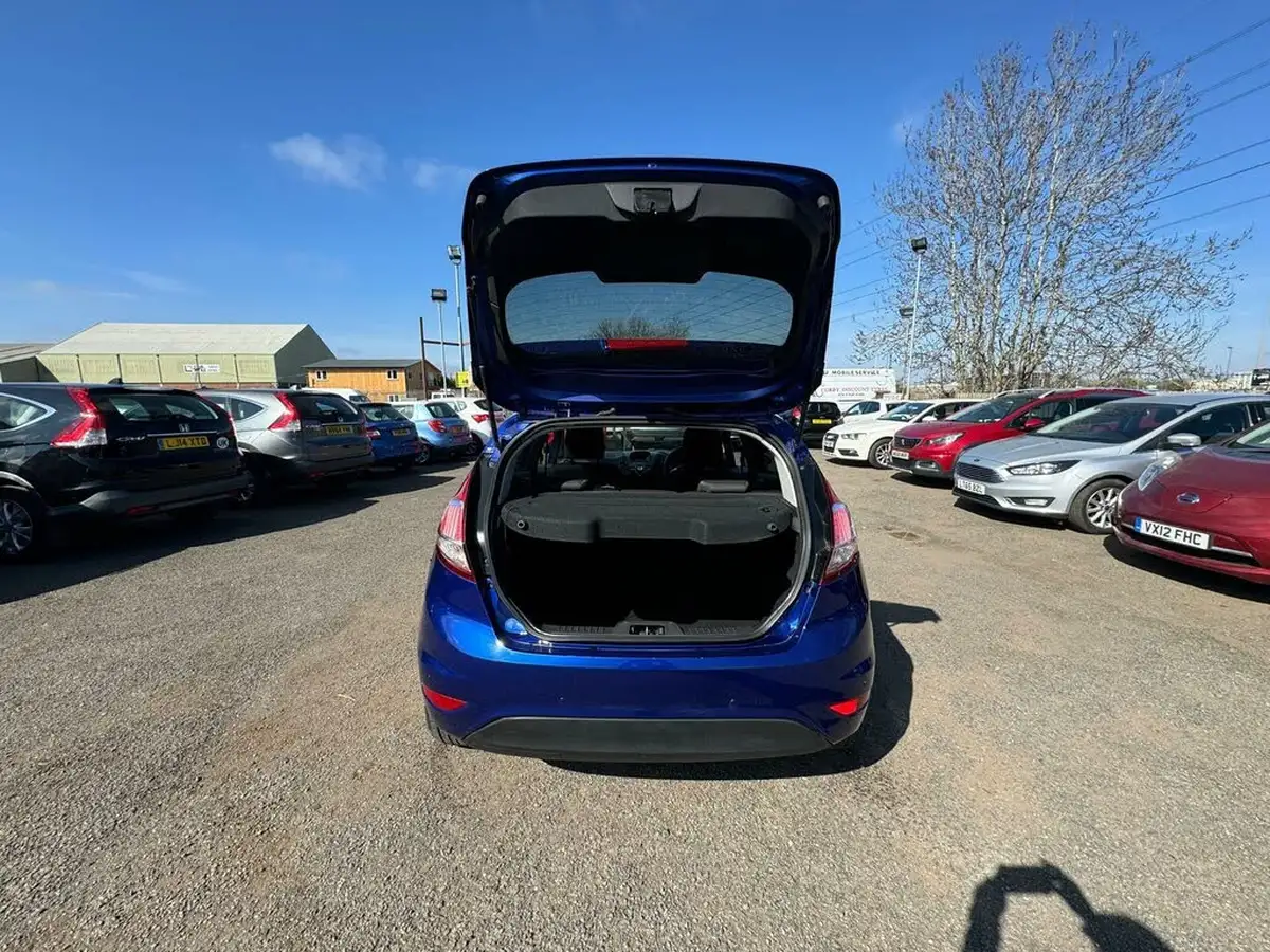 2016-ford-fiesta-10t-titanium-100ps-ecoboost-ss-5d-big-11