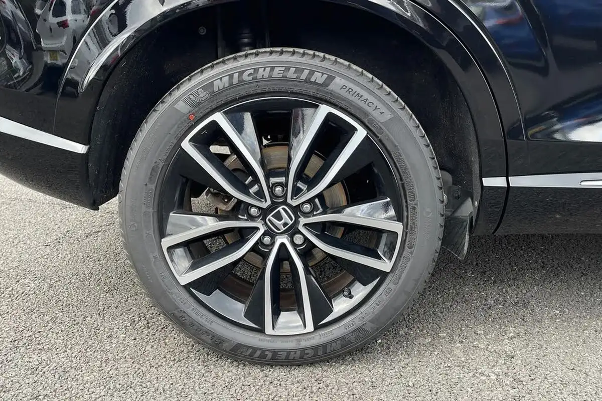2024-honda-hr-v-15-i-mmd-advance-big-12