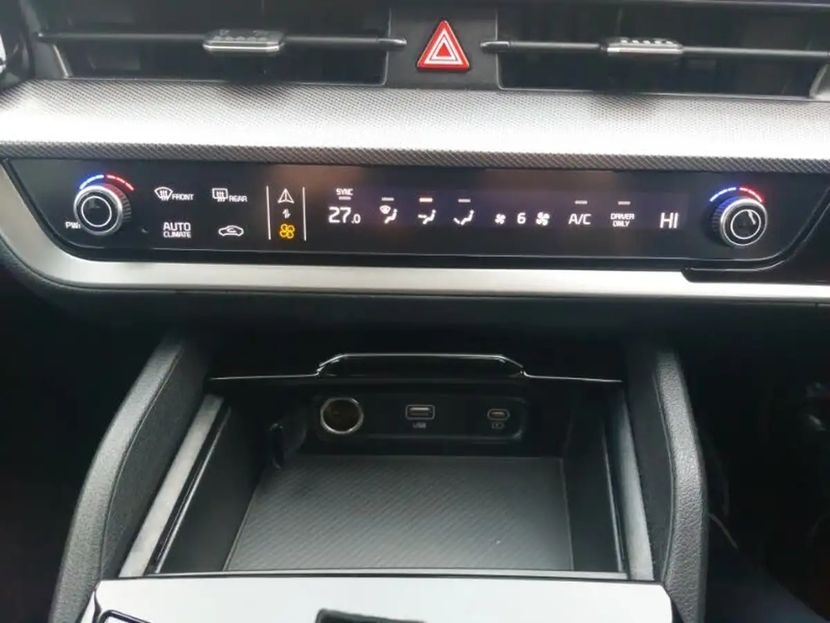 2024-kia-sportage-16-t-gdi-3-207bhp-hev-auto-big-13