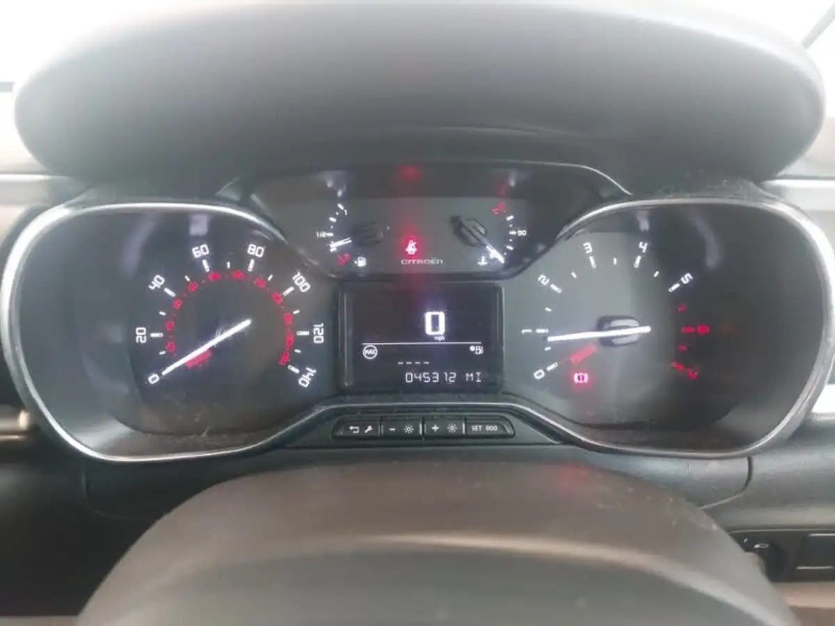 2019-citroen-c3-12-puretech-flair-82ps-ss-big-6
