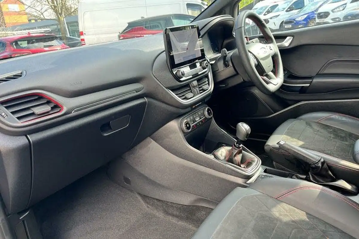 2022-ford-fiesta-10t-st-line-vignale-125ps-hybrid-mhev-5d-big-17