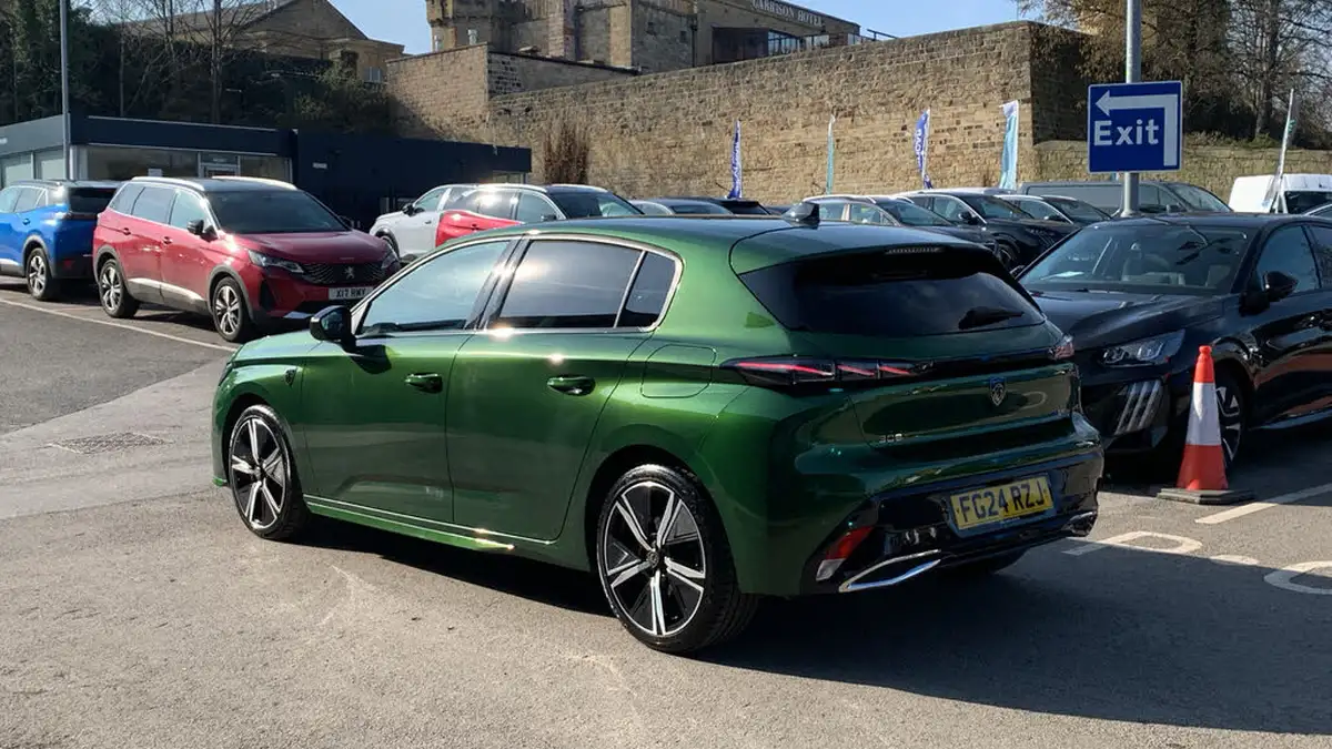 2024-peugeot-308-16-puretech-gt-180ps-big-4
