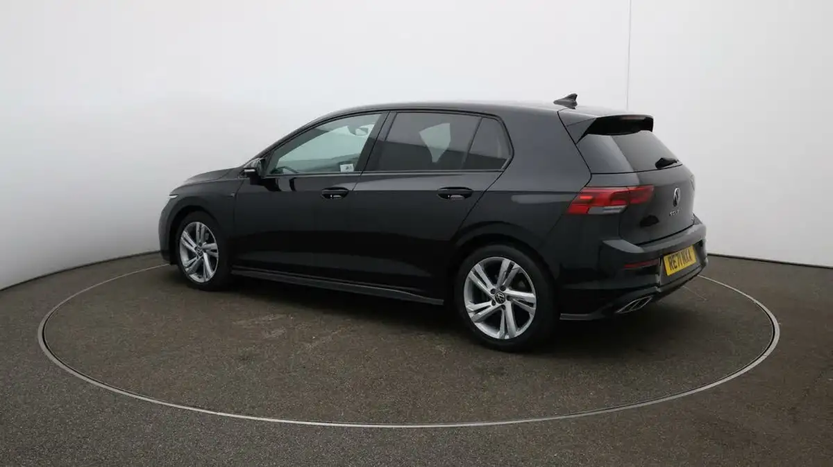 2021-volkswagen-golf-15-etsi-r-line-150ps-hatchback-big-35