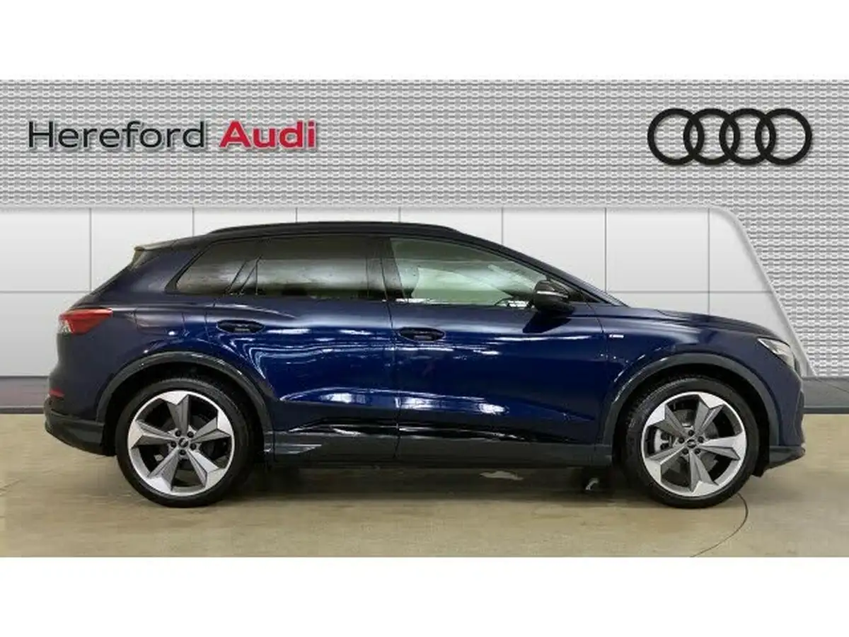 2024-audi-q4-e-tron-45e-black-edition-sportback-auto-big-3