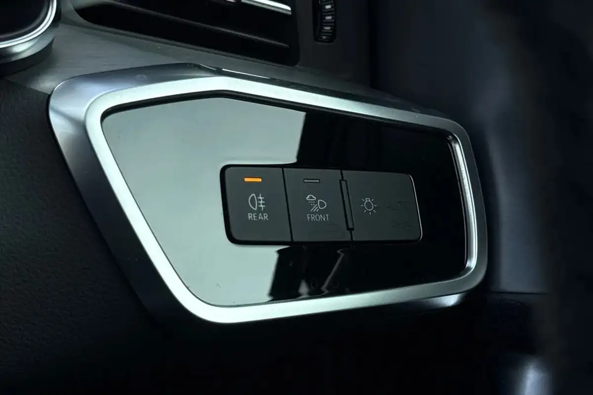 2022-audi-a6-saloon-20-40-tfsi-s-line-big-58