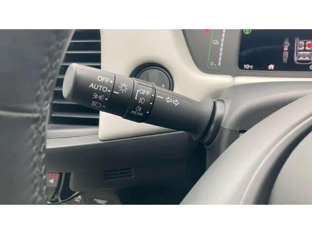 2020-honda-jazz-15-i-mmd-ex-big-18