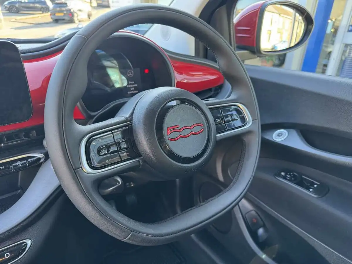 2024-fiat-500-e-red-117bhp-big-24