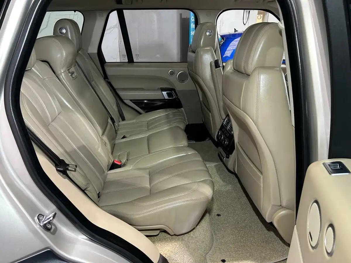2014-land-rover-range-rover-30tdv6-vogue-big-23