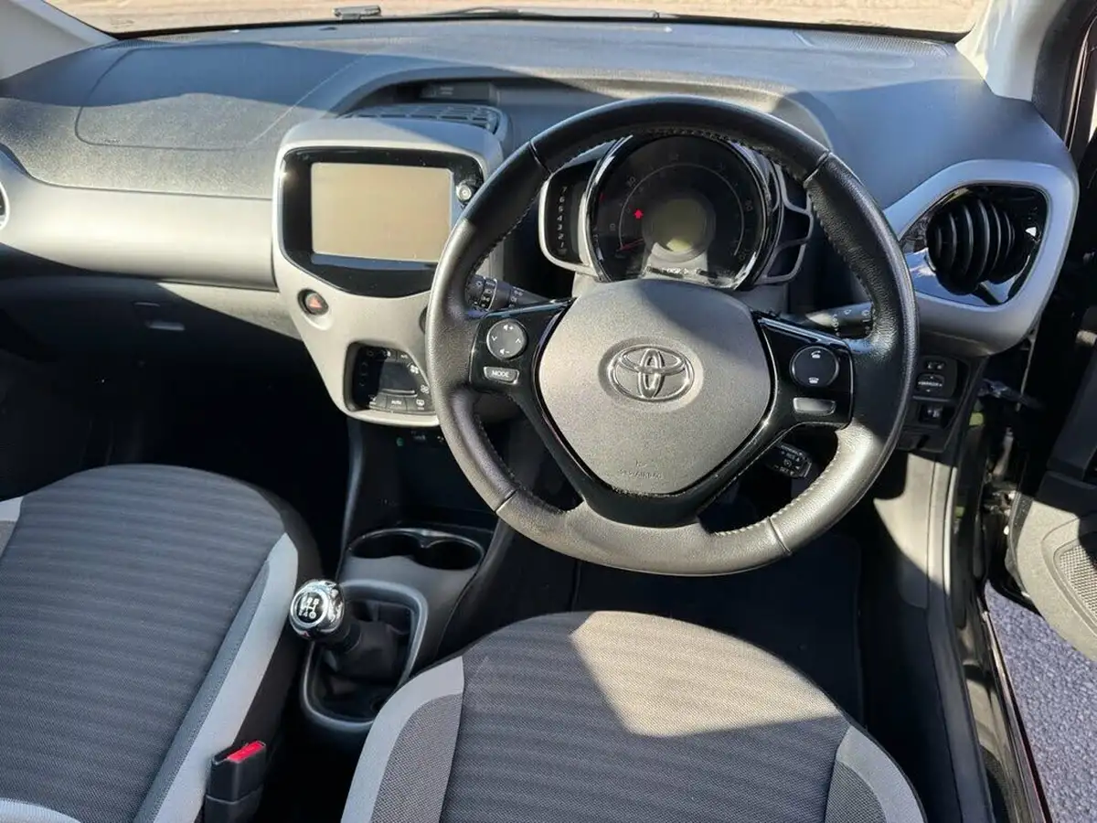2018-toyota-aygo-10-vvt-i-x-press-71bhp-big-10