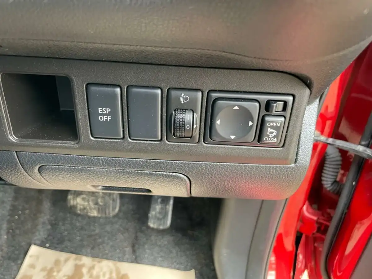 2008-nissan-note-16-tekna-auto-big-18
