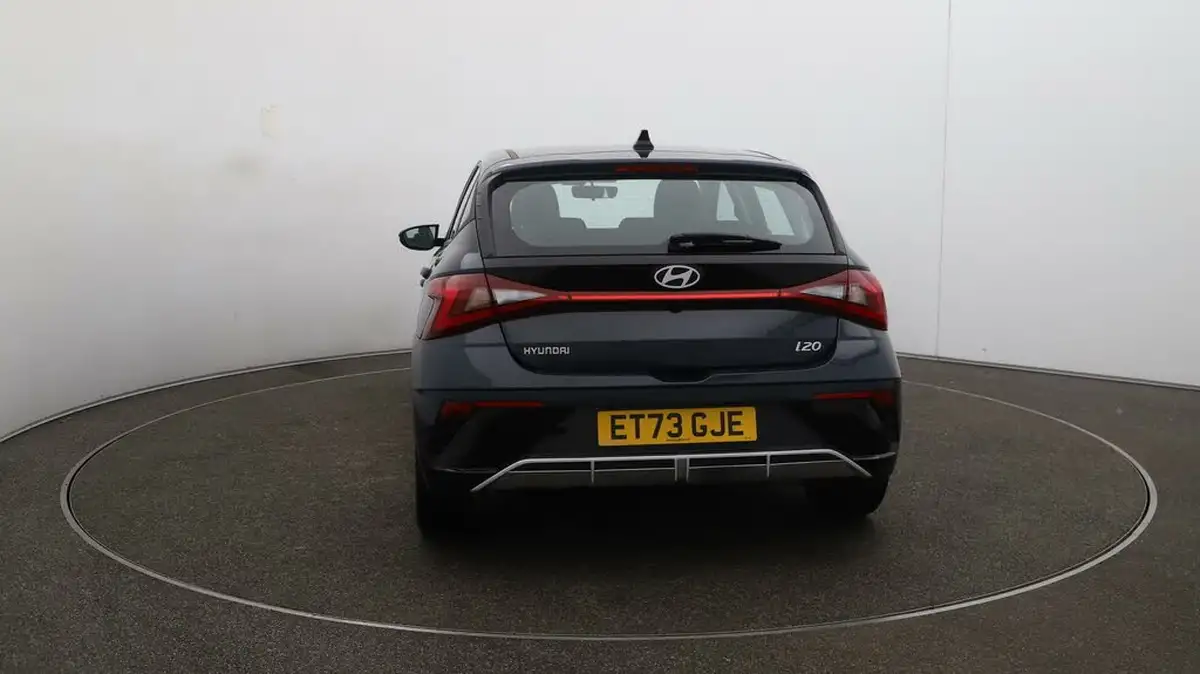 2024-hyundai-i20-10-t-gdi-advance-big-52