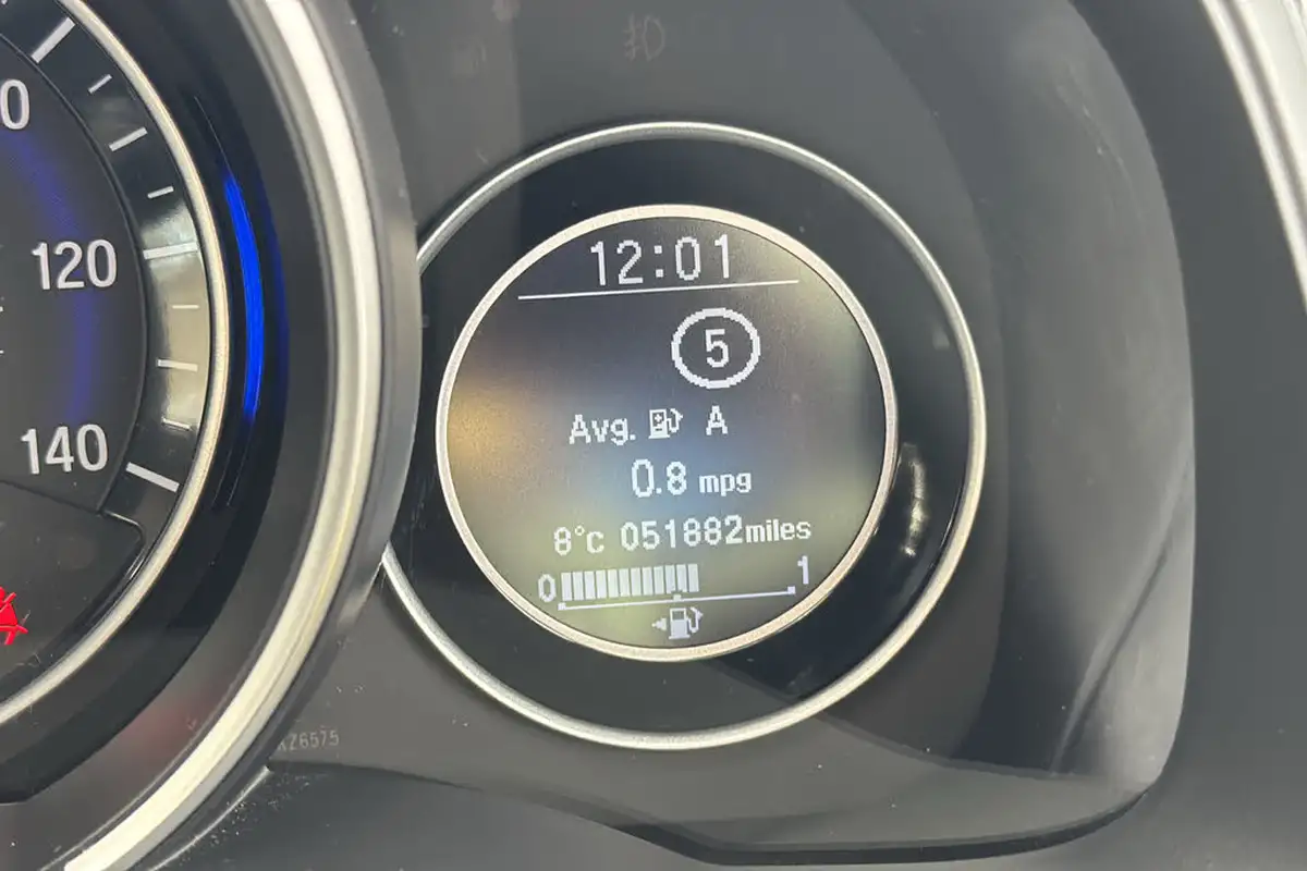 2019-honda-jazz-13-i-vtec-se-navi-cvt-big-13