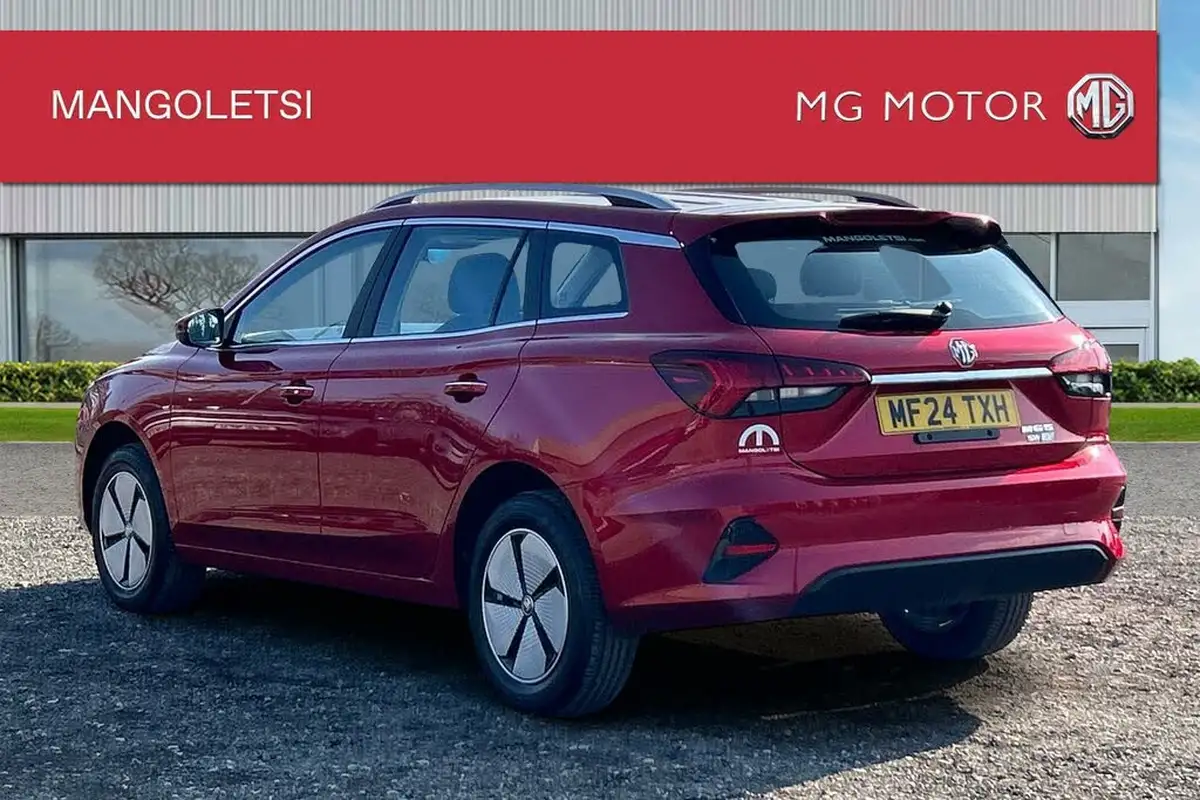 2024-mg-mg5-e-se-ev-big-2