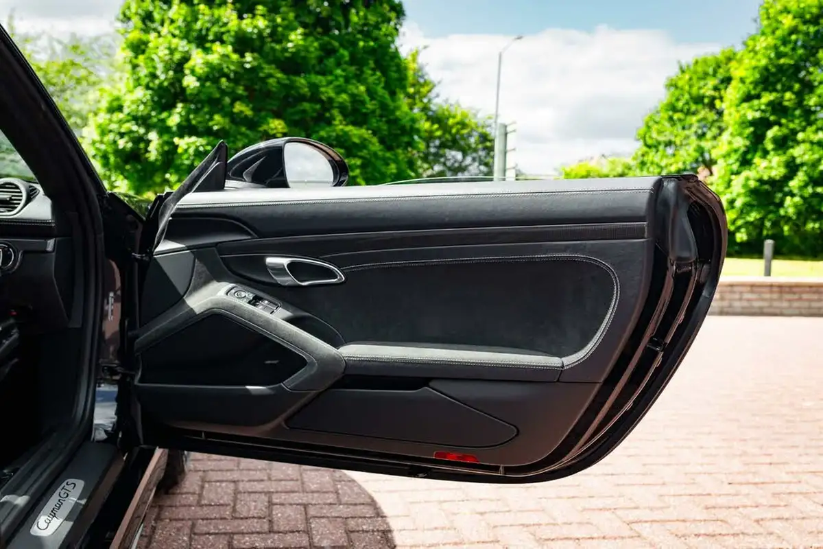 2022-porsche-cayman-718-40-cayman-gts-40-pdk-big-36