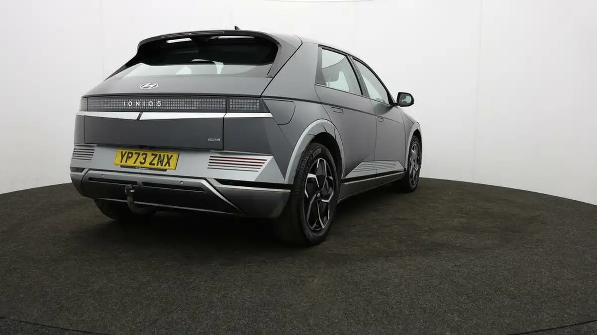 2023-hyundai-ioniq-5-e-premium-325ps-77kwh-awd-big-74
