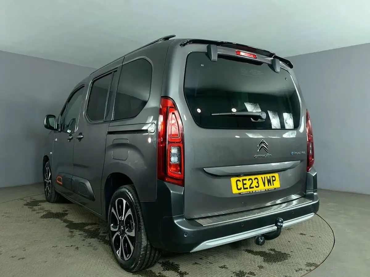2023-citroen-berlingo-e-flair-xtr-m-size-big-5