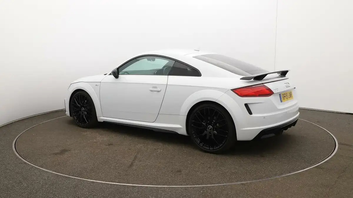 2019-audi-tt-coupe-20-40-tfsi-black-edition-big-25