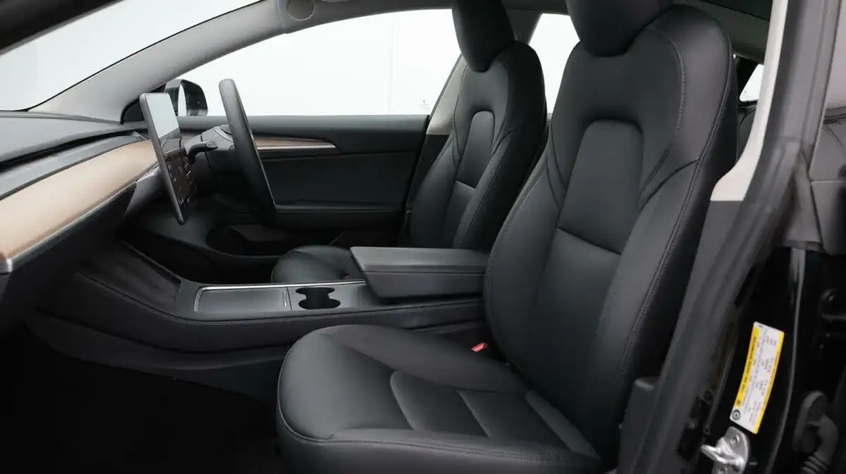 2021-tesla-model-3-e-standard-plus-big-14