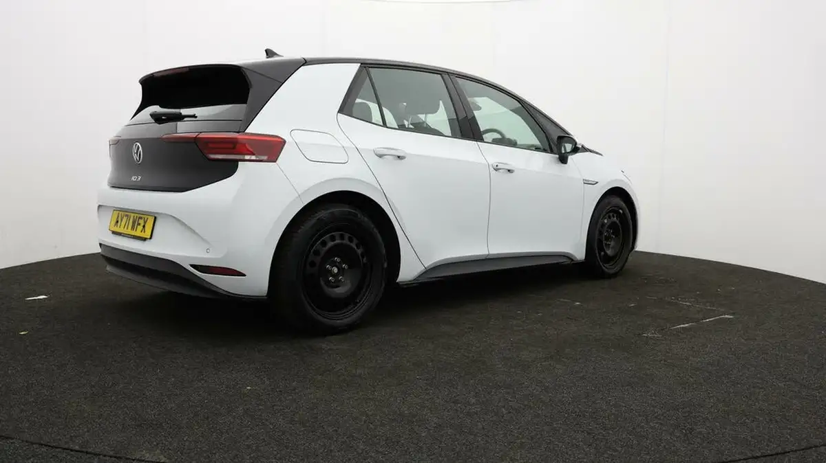 2021-volkswagen-id3-e-life-204ps-58kwh-pro-performance-big-6