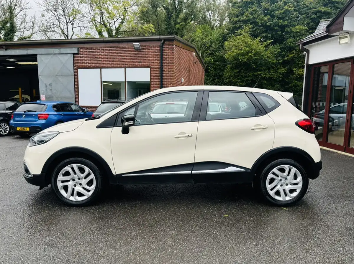 2016-renault-captur-09-dynamique-nav-big-4
