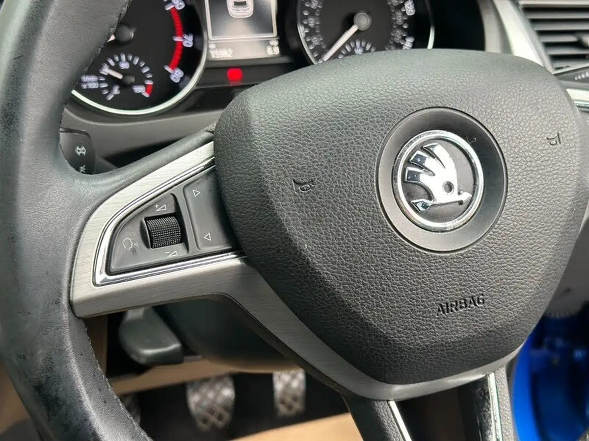 2016-skoda-rapid-spaceback-12-tsi-se-tech-109ps-big-15