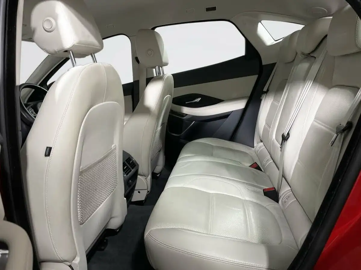 2019-jaguar-e-pace-20-i4-se-249ps-big-9