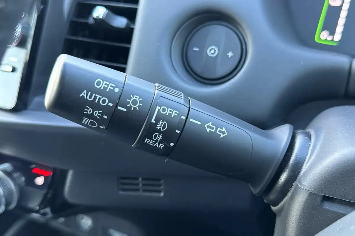 2022-honda-jazz-15-i-mmd-ex-107ps-big-19