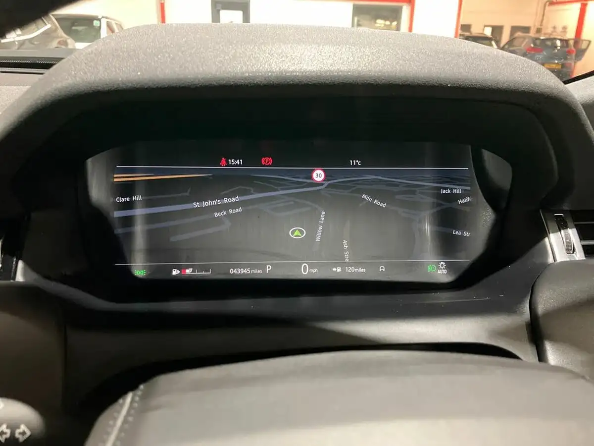 2020-land-rover-discovery-sport-20-d180-r-dynamic-hse-big-26