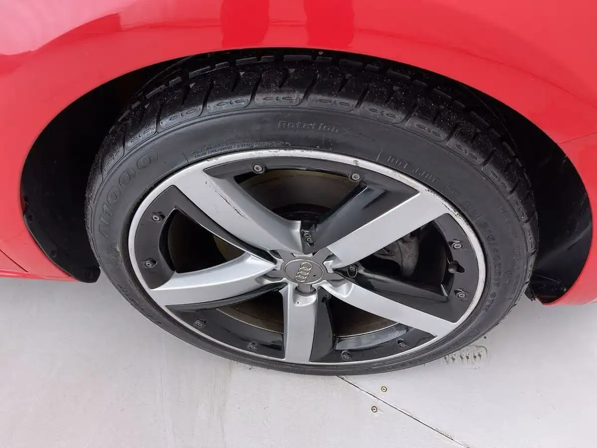 2013-audi-a1-16td-amplified-edition-sportback-5d-big-23