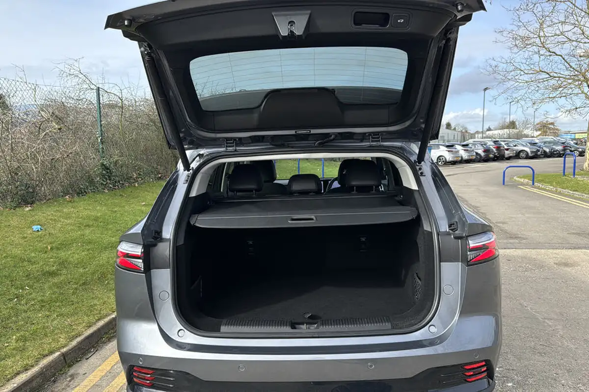 2024-mg-hs-15t-gdi-trophy-273ps-plug-in-hybrid-1496cc-auto-big-26
