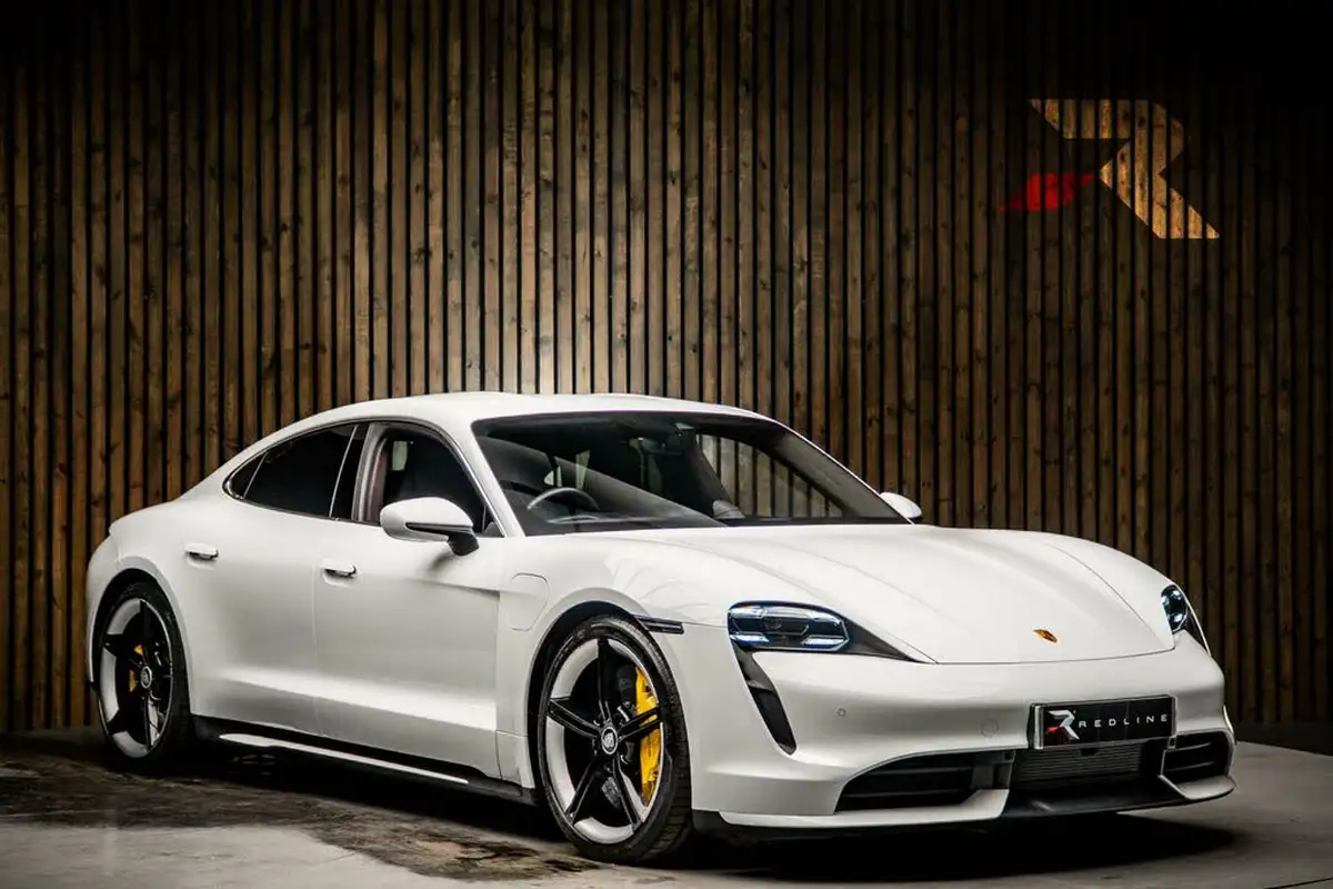 2021-porsche-taycan-e-turbo-performance-battery-plus-big-0