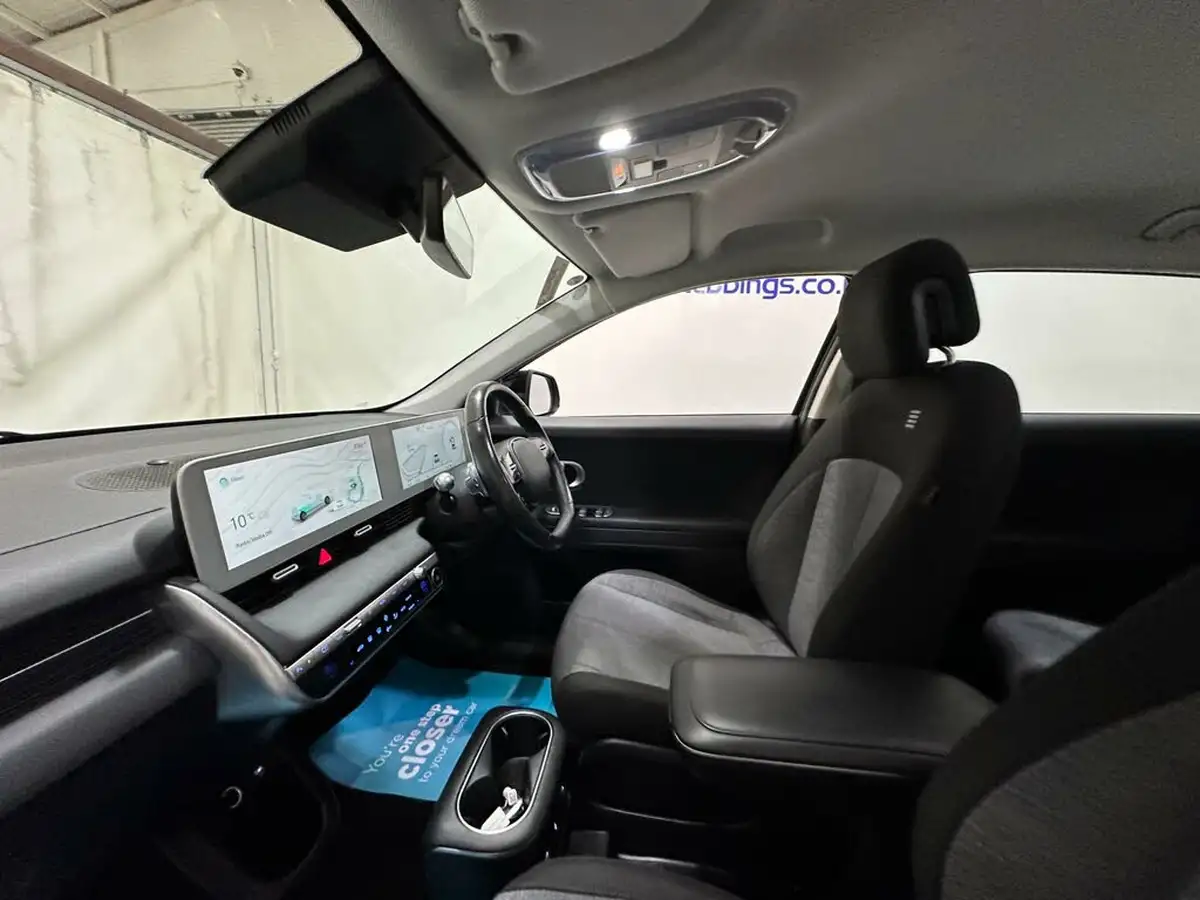 2021-hyundai-ioniq-5-e-premium-170ps-58kwh-rwd-big-30