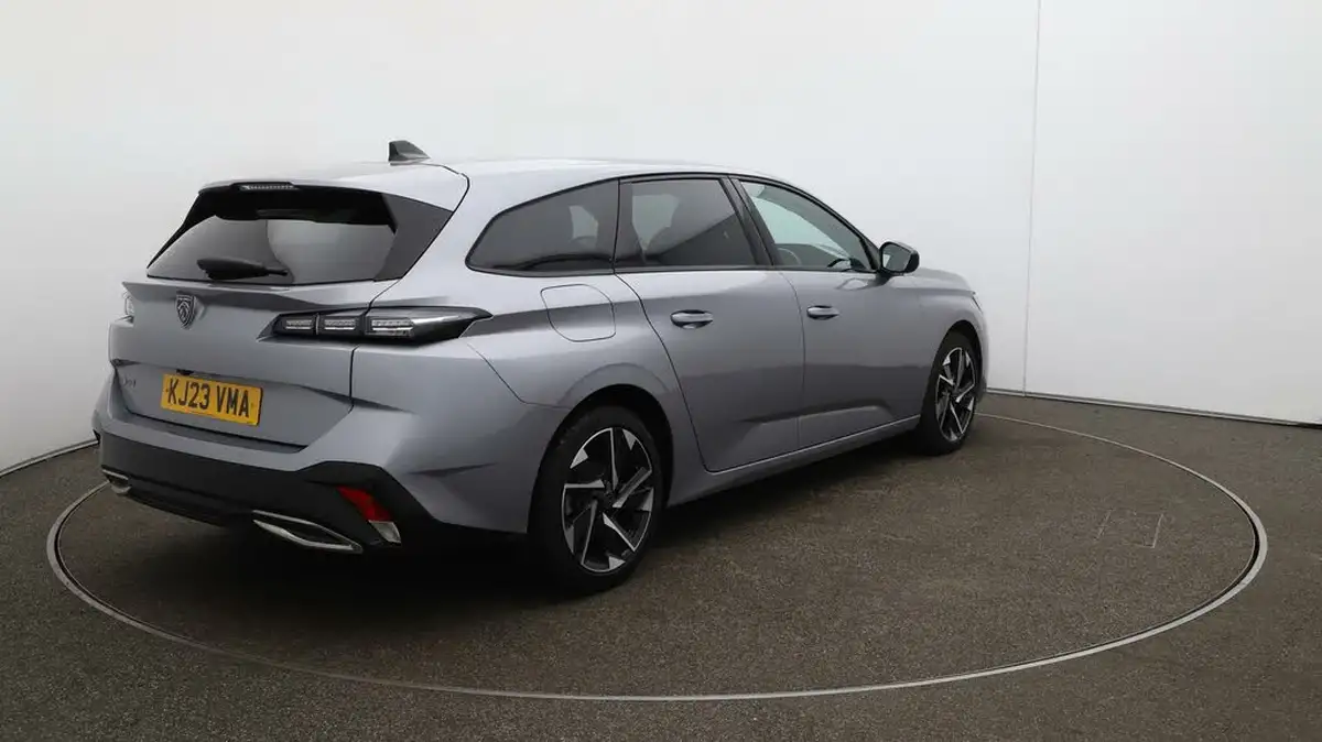 2023-peugeot-308-sw-12-puretech-allure-premium-130ps-big-46