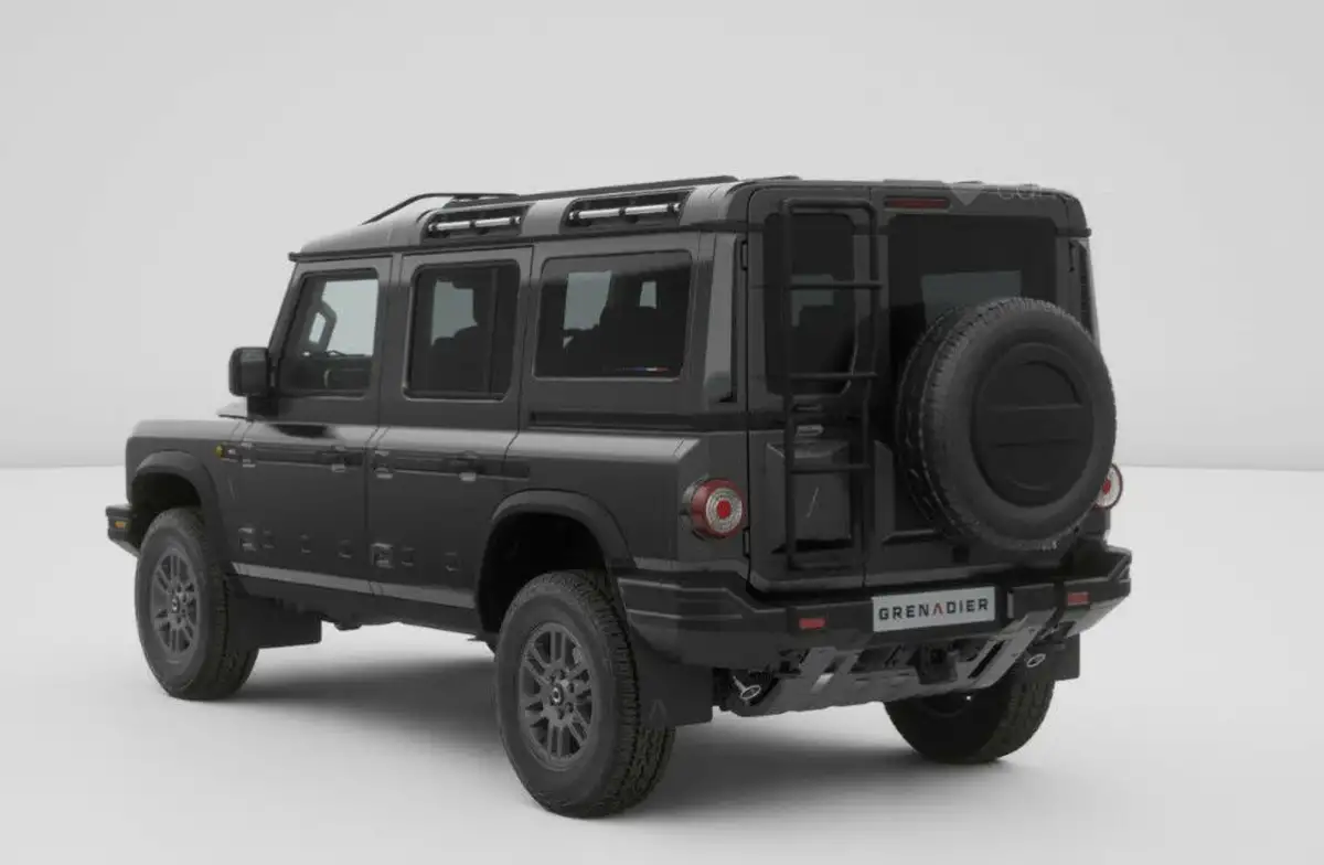2023-ineos-grenadier-30td-fieldmaster-edition-249ps-4x4-station-wagon-5d-auto-big-2